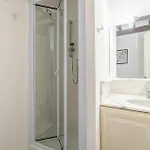 Cozy In With Wifi 아파트